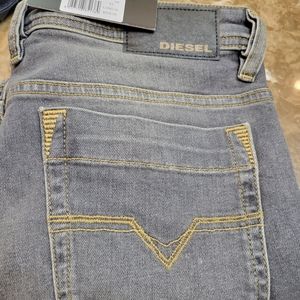 NWT Mens Diesel button fly jeans